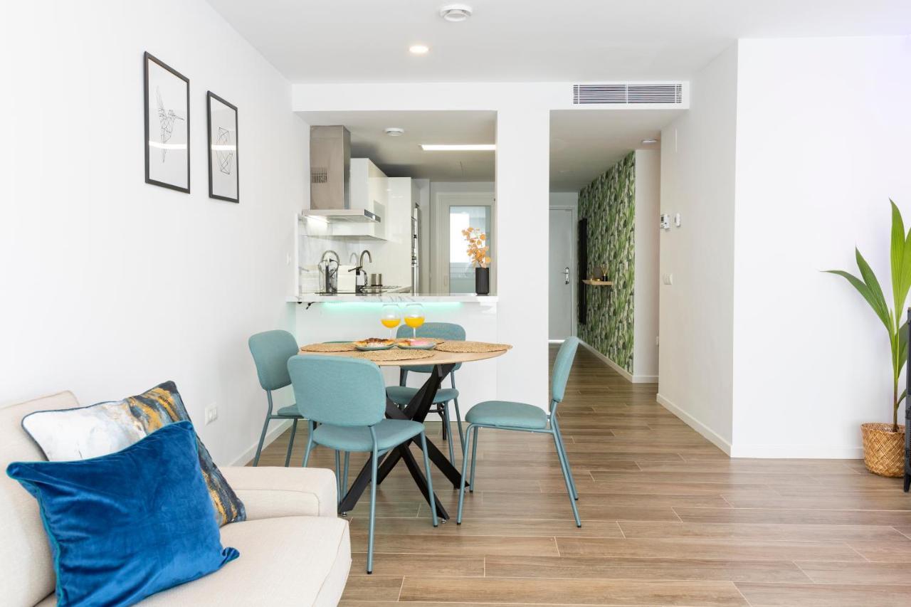 Fabuloso Apartamento Nuevo Con Parking Y Piscina マラガ エクステリア 写真