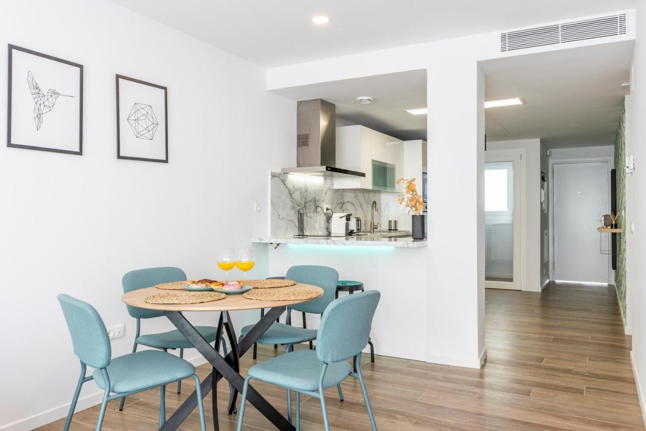 Fabuloso Apartamento Nuevo Con Parking Y Piscina マラガ エクステリア 写真