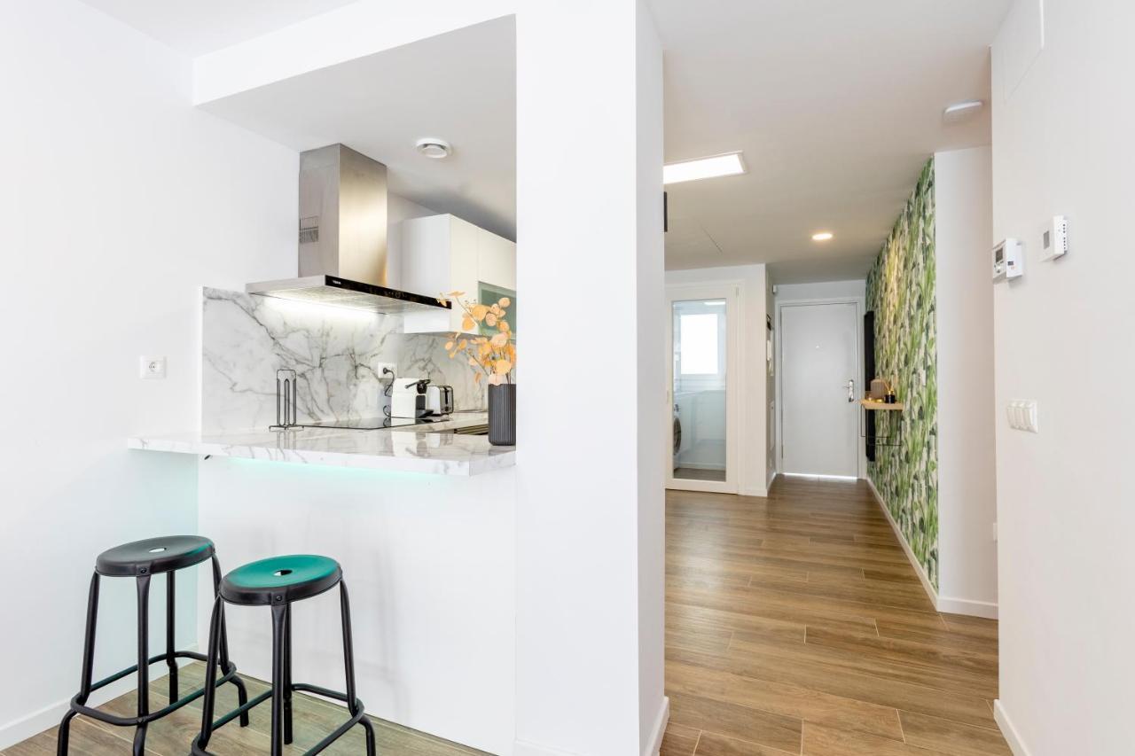 Fabuloso Apartamento Nuevo Con Parking Y Piscina マラガ エクステリア 写真