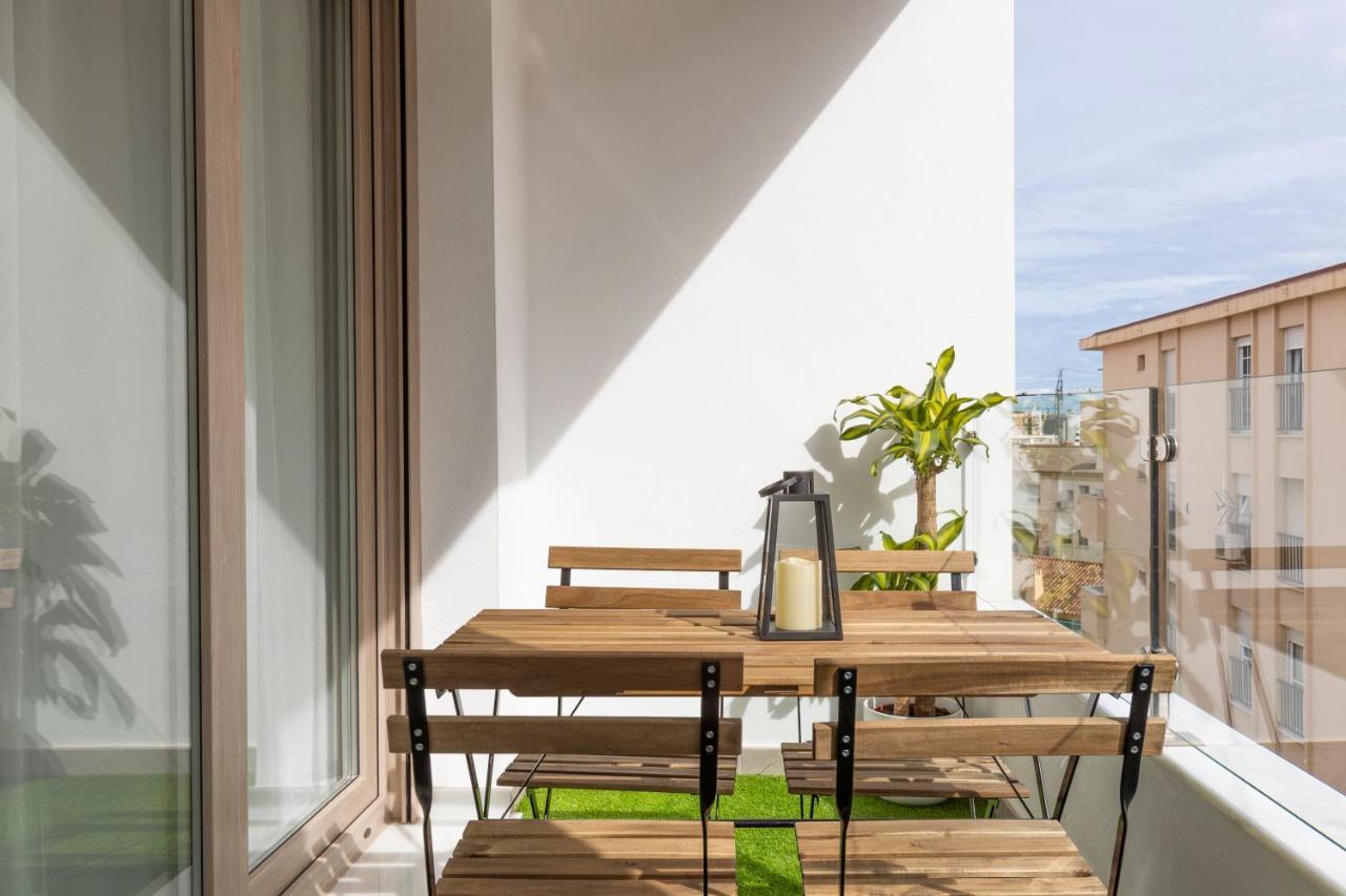 Fabuloso Apartamento Nuevo Con Parking Y Piscina マラガ エクステリア 写真