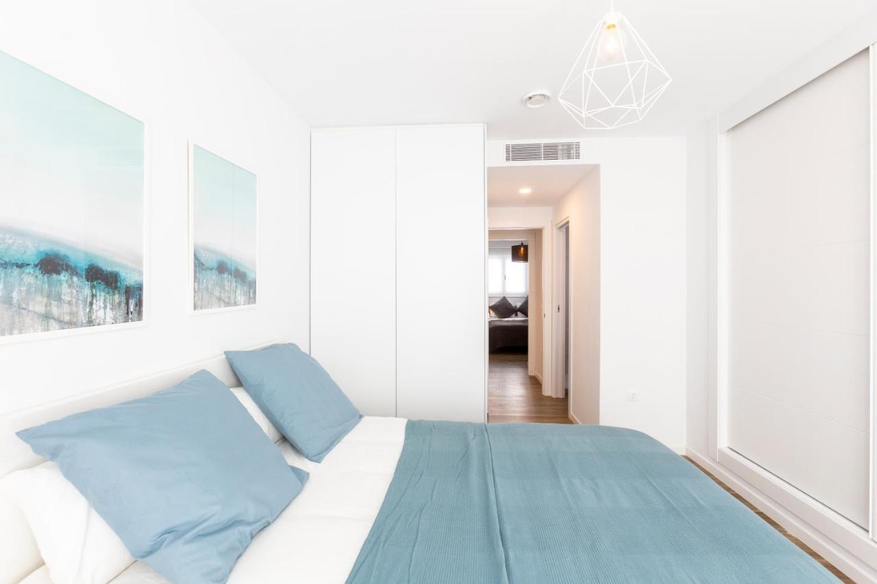 Fabuloso Apartamento Nuevo Con Parking Y Piscina マラガ エクステリア 写真