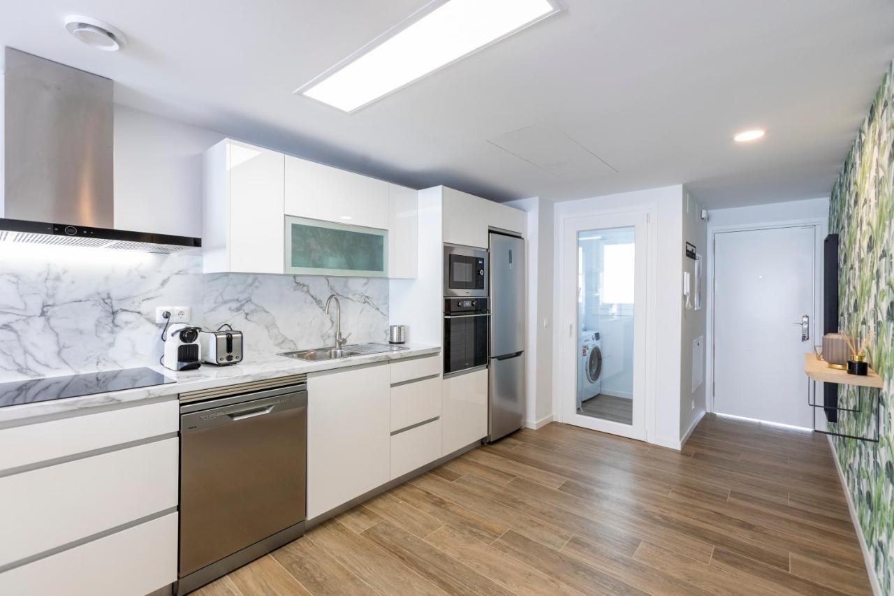 Fabuloso Apartamento Nuevo Con Parking Y Piscina マラガ エクステリア 写真