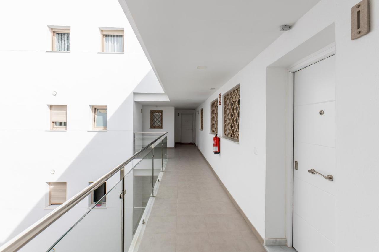 Fabuloso Apartamento Nuevo Con Parking Y Piscina マラガ エクステリア 写真